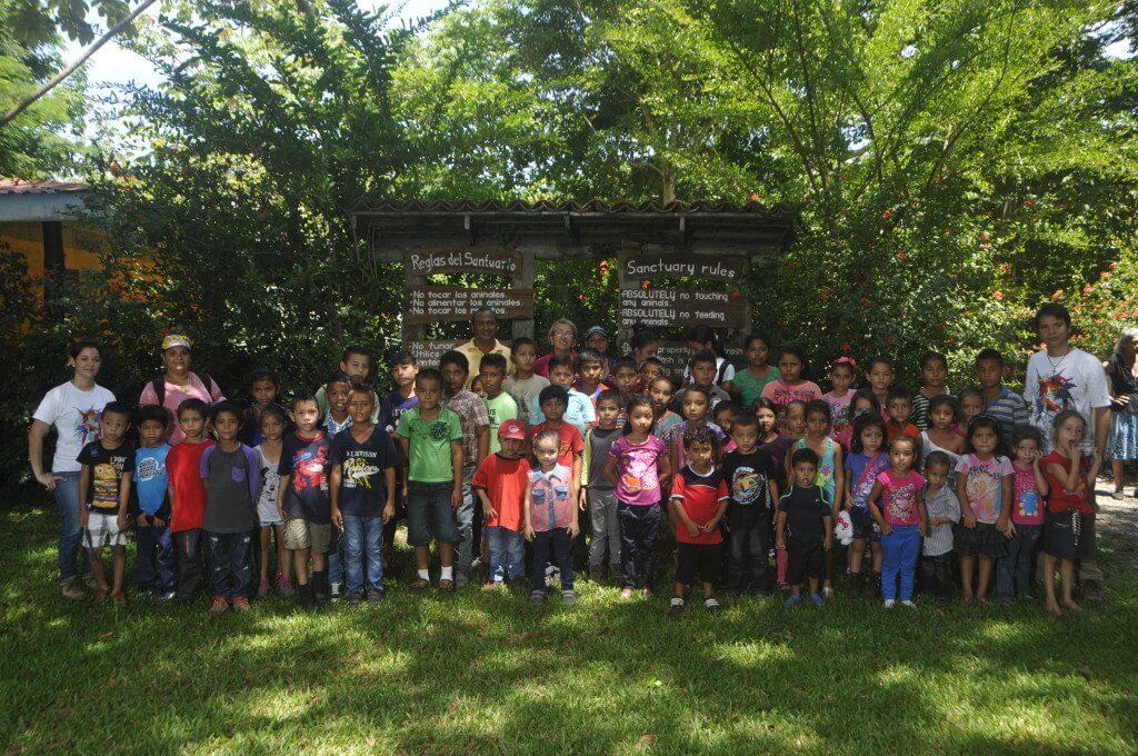 Macaw conservation NATUWA Costa Rica.